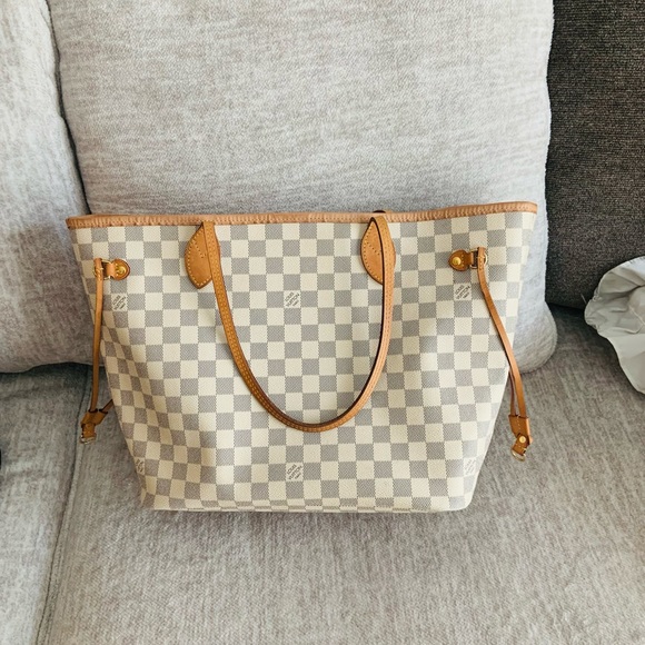 LV Neverfull MM 100%Authentic Includes: ♥️box wristlet and receipt! - Picture 5 of 15